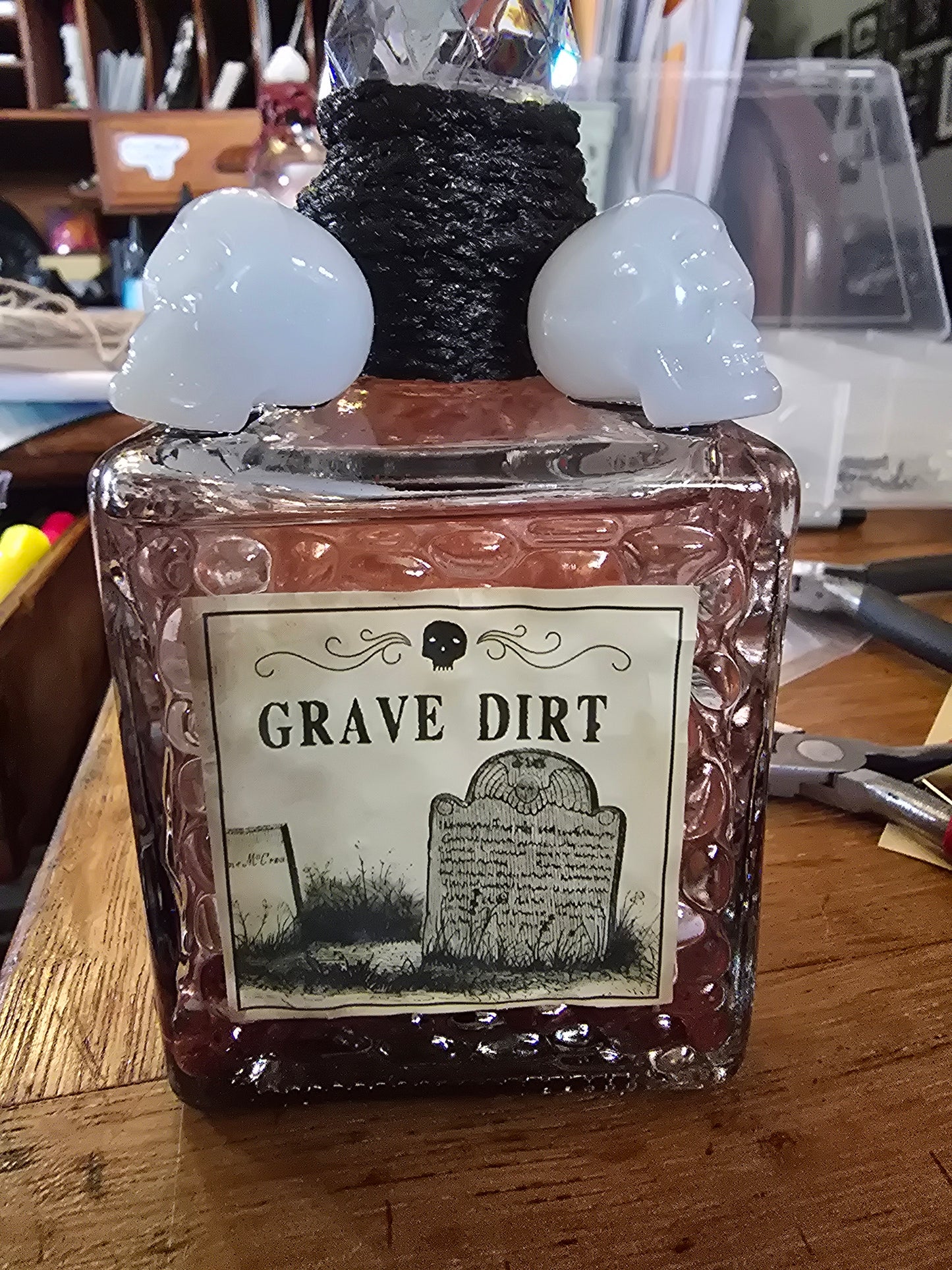 Potion bottle - Grave dirt
