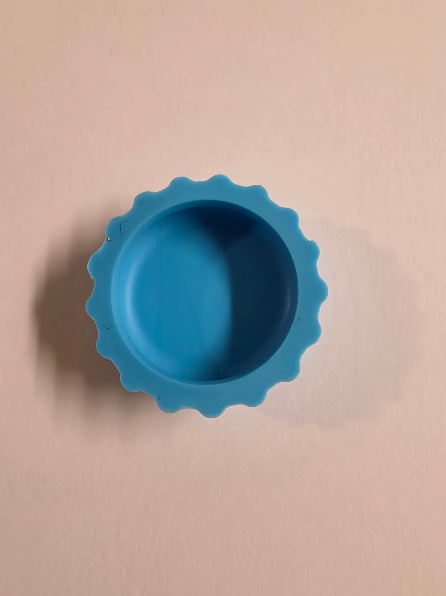 Silicone water dish - small